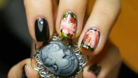 Options de conception originales pour la manucure avec des pivoines