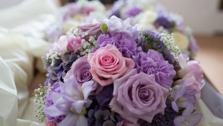Lilac bouquet for the bride: choice of flowers and design ideas