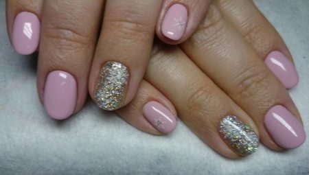 Options for performing a pink glitter manicure