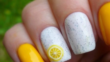 Bright and original manicure design ideas with lemons