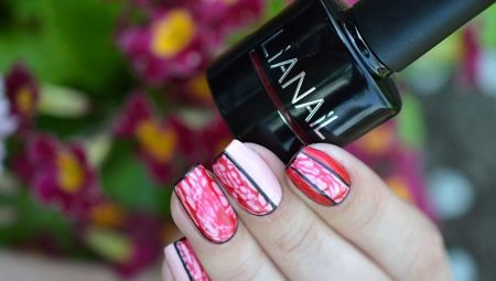 Spreading effect gel polishes