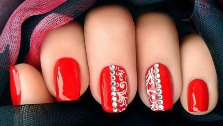 Idées intéressantes pour l'utilisation du vernis gel rouge