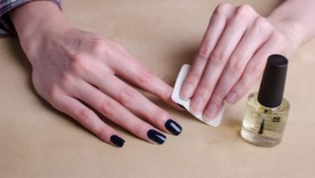 How and how to remove gel polish at home?