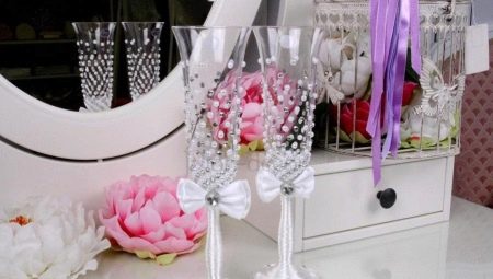 How to decorate wedding glasses with your own hands?