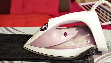 How to iron your trousers correctly?