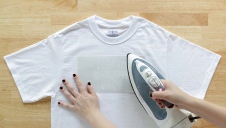 How to iron a T-shirt correctly?