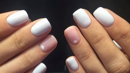 How to make a beautiful delicate manicure?