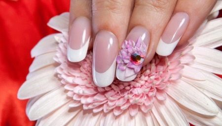 Modeling on nails: interesting ideas and technique