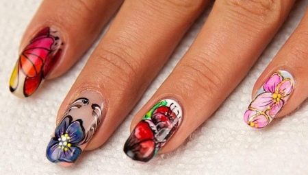 Features of watercolor painting of nails