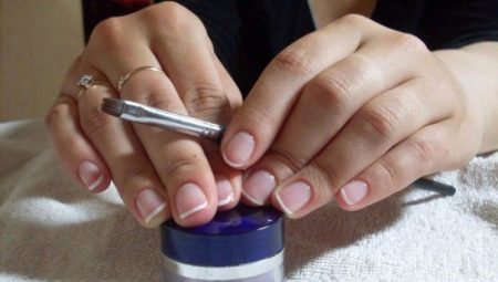 Features of covering nails with gel without building