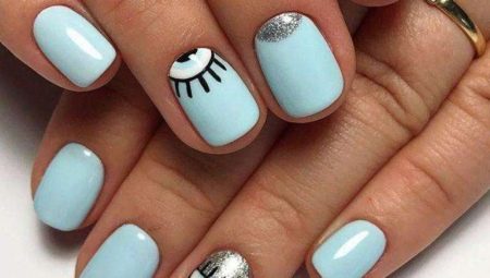 Blue manicure ideas for short nails