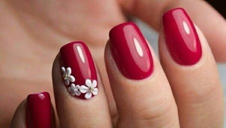 Idées de manucure ongles courts rouges