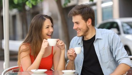 How to ask a man out on a date so that he doesn't refuse?