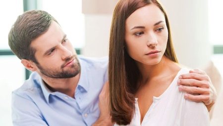 Lack of jealousy in a relationship: what does it mean and do you need to do something?