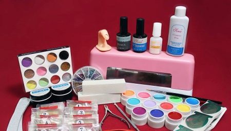 List of tools and materials for gel nail extension