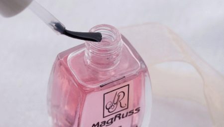 Tout sur les fixateurs de vernis à ongles