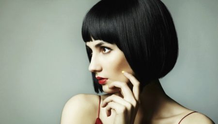 Choosing a short haircut for a brunette