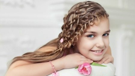 Hair bow - perfect hairstyle for a little princess
