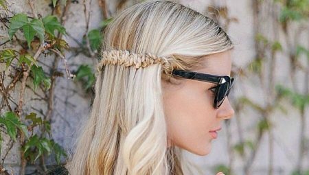 We make braids with loose hair