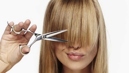 How to trim your bangs neatly?