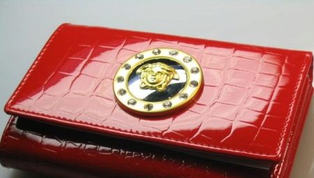 A wallet for attracting money in feng shui