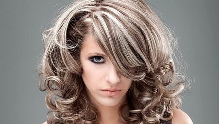 Highlights for medium hair
