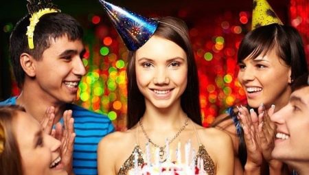 What to give a 16 year old girl?