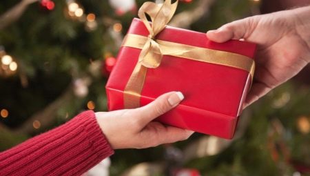 What to give friends and acquaintances for the New Year?
