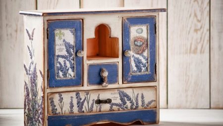 Decoupage furniture: original ideas and decorating instructions