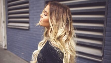 How to lighten the ends of your hair?