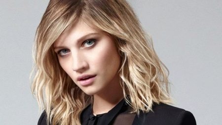 Hairstyles for fine hair of medium length
