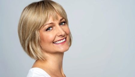 Haircuts for women 45 years old