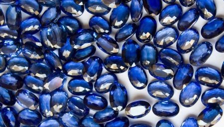 What is the difference between natural and artificial sapphire?