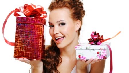 What can you give a woman for her birthday?