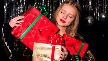 What to give a 15-year-old girl?