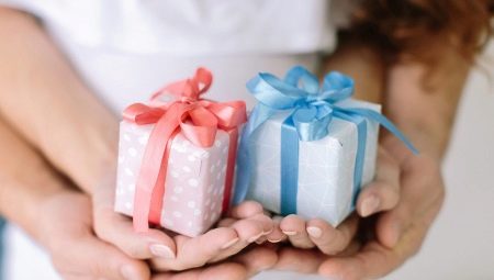 What to give young parents?