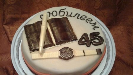 What to give a 45-year-old man?