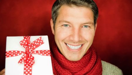 What to give a father-in-law for his birthday?