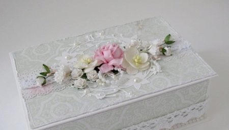 How to make a DIY scrapbooking box?