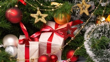 When are gifts for the New Year?