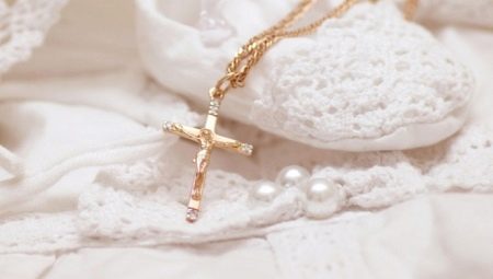 Christening Gifts: Choice Features and List of Options
