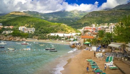 Weather, beaches and features of rest in Przno