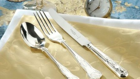 Characteristics and features of the choice of silver cutlery