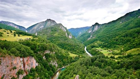 Tara river canyons
