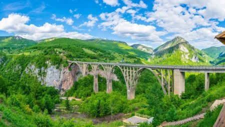 Djurdjevic Bridge: description, where is it located and how to get there?