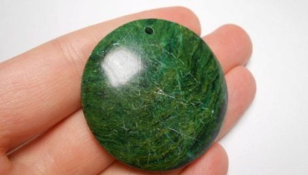 Jade: properties, colors, types and applications