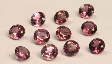 Rhodolite: what is it, varieties and properties