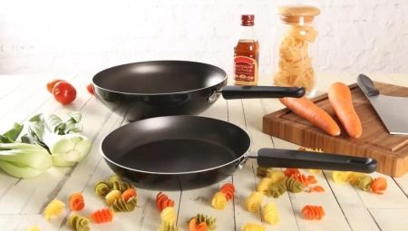 Frying pan handles: types and features of choice