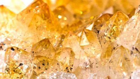 Yellow stones: types, applications, who are they suitable for?