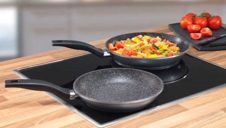 Cast iron pans for induction hobs